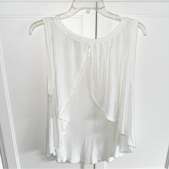 Brandy Melville White Open Back Tee Sleeveless One Size - Picture 4 of 9